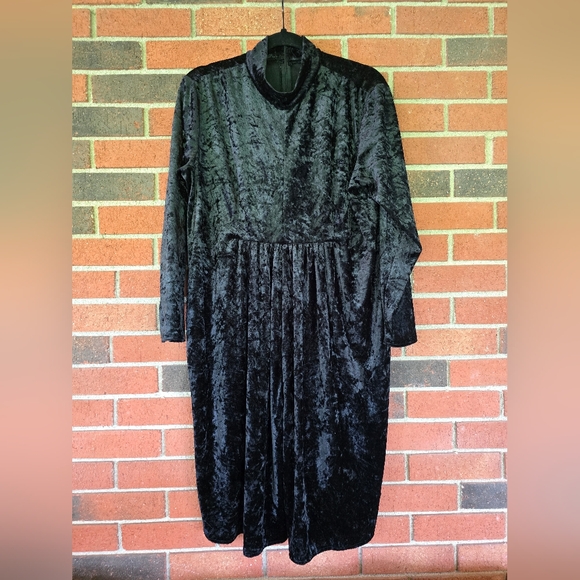 Hayley...too Dresses & Skirts - Vintage Hayley Too Black Velvet Dress 90s Y2K Wimsigoth Dark Romantic Size M